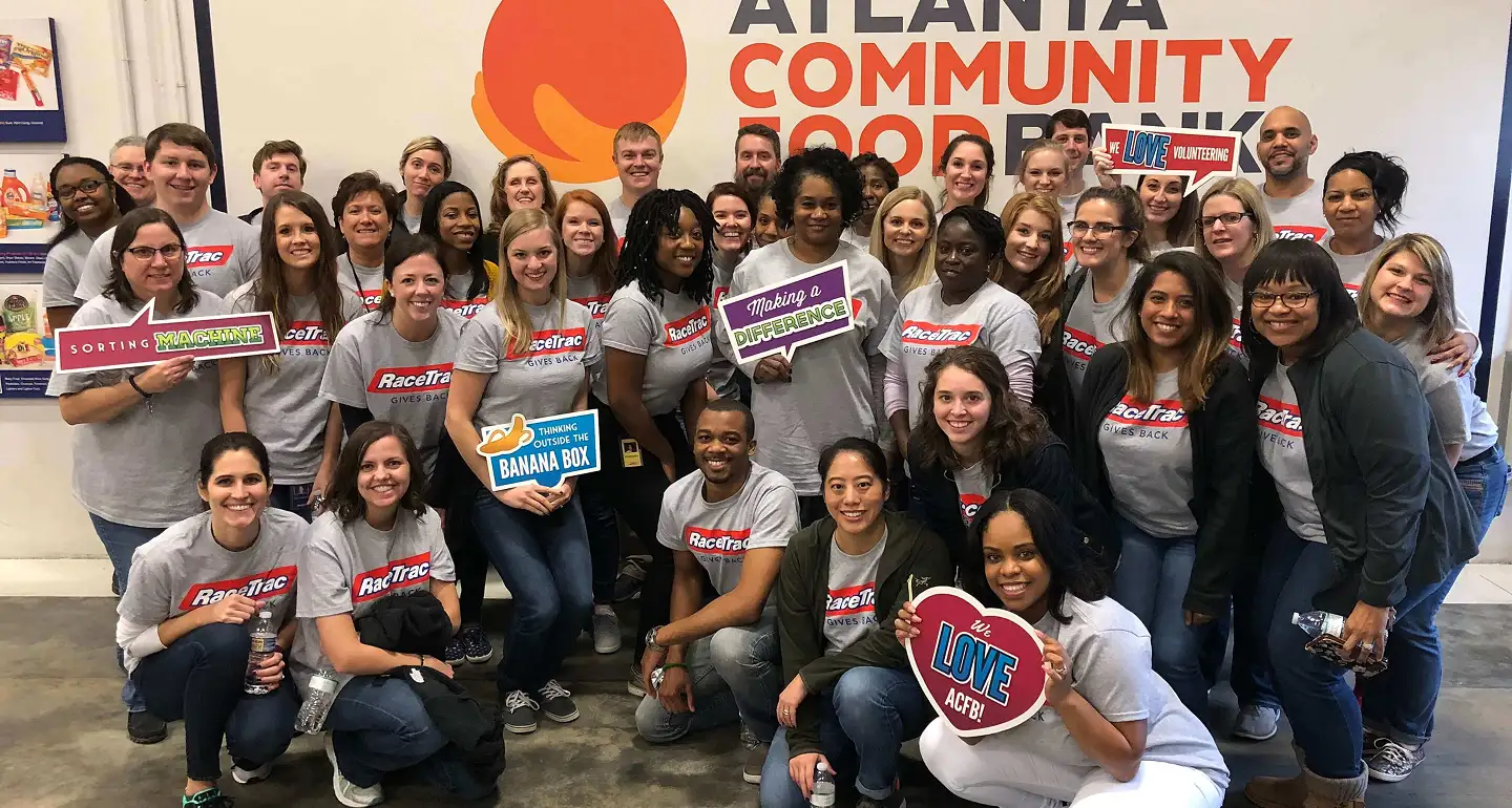 RaceTrac volunteers at the Atlanta Community Food Bank